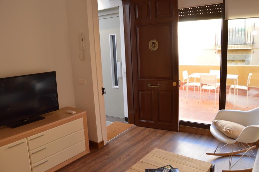 Tarragona Suites Mediona Exterior photo