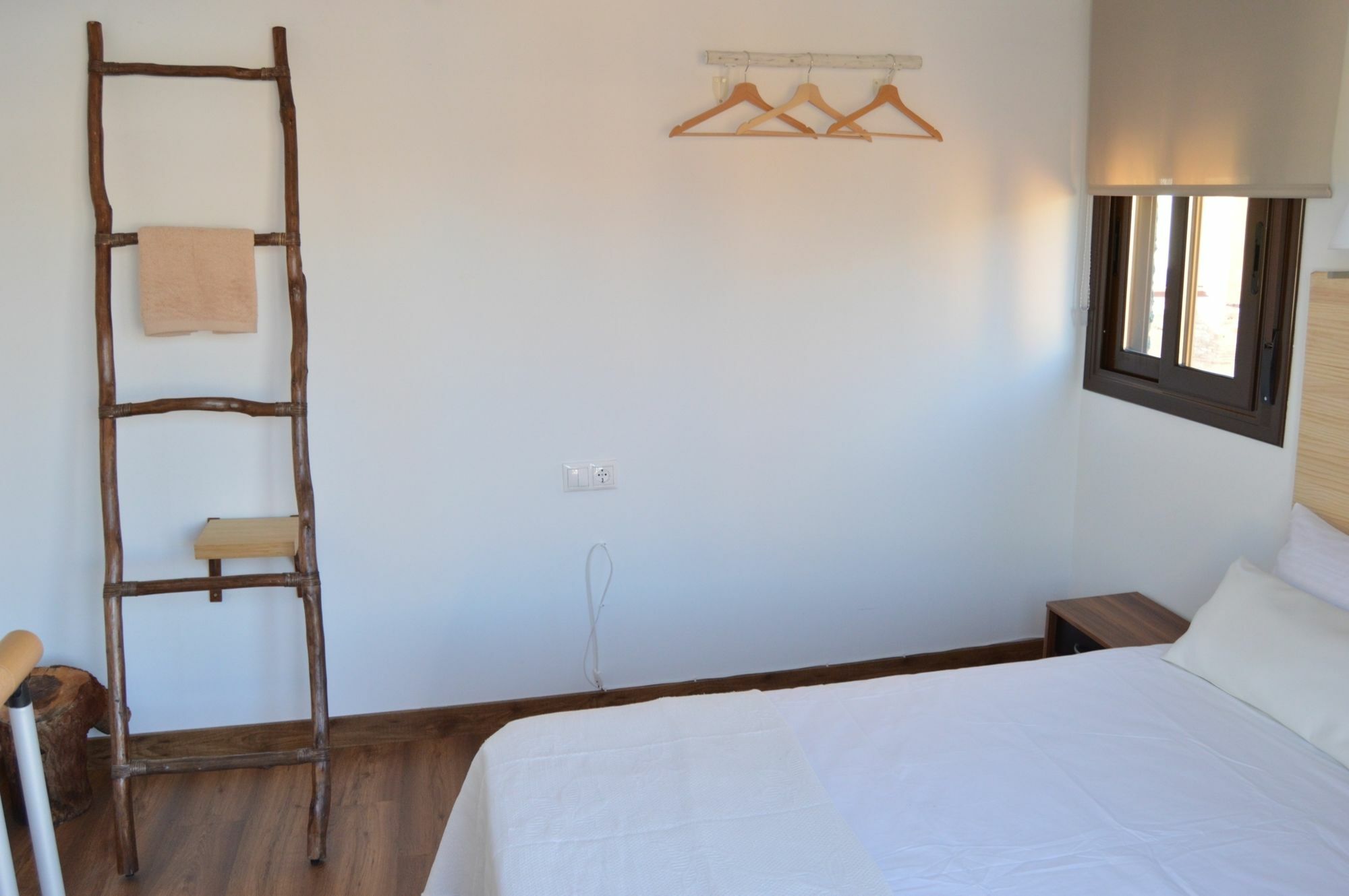 Tarragona Suites Mediona Exterior photo